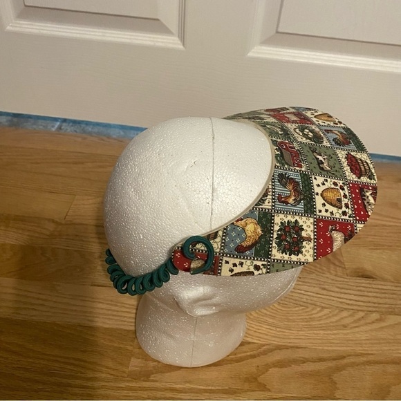 Vintage Chicken Gardening Visor Farming Honey Bee Cow Apples Sheep Barn - Picture 3 of 6